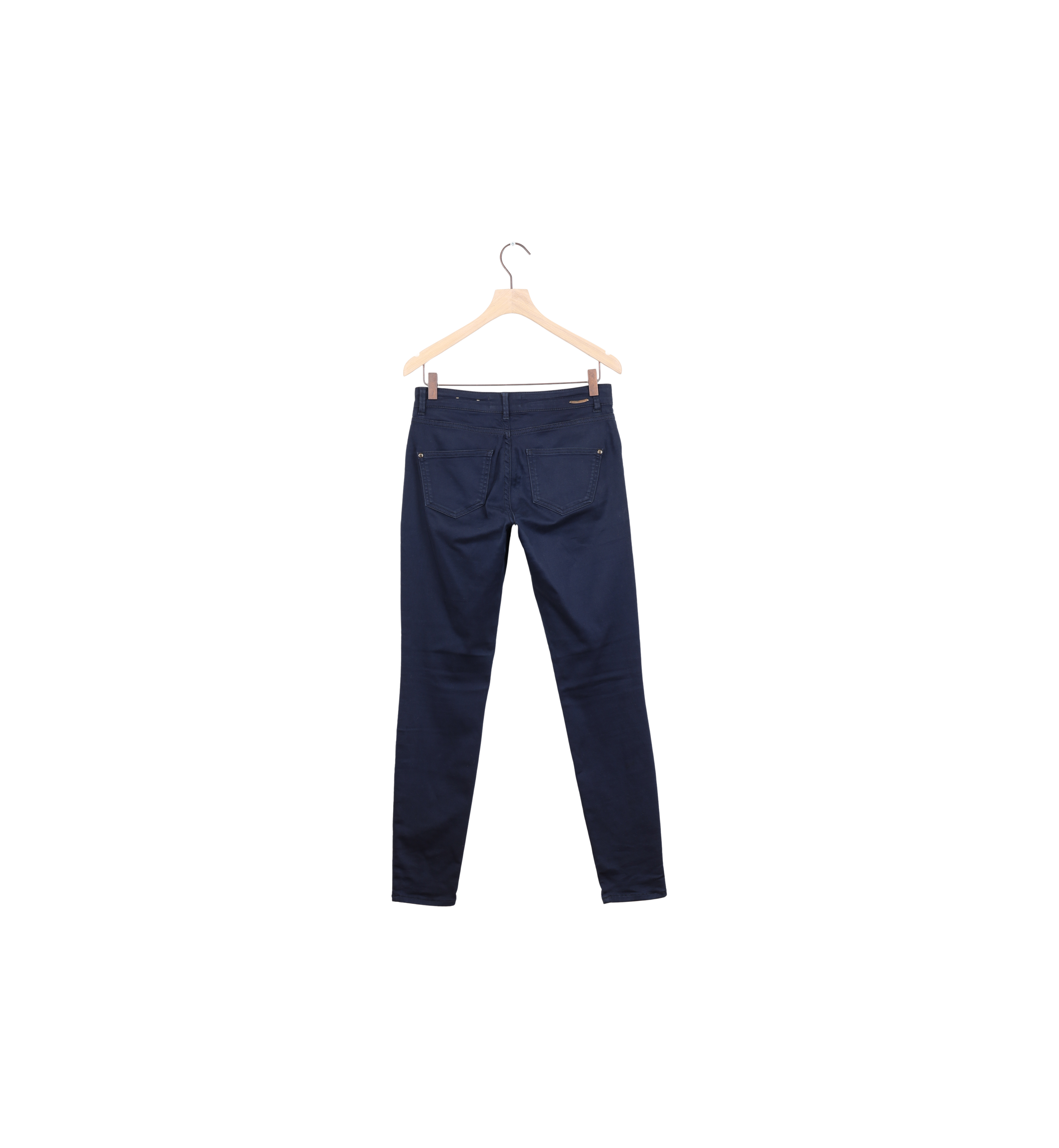 Packshot / Salute Navy / ReLoved